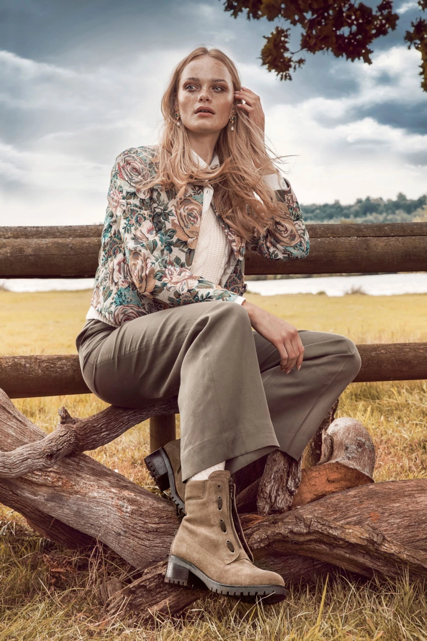 Jones Bootmaker Women's Brown Laili Zip Front Ankle Boots 6 Jones Bootmaker Women's Brown Laili Zip Front Ankle Boots - Image 6