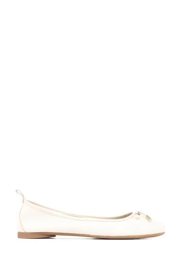 Jones Bootmaker Madora White Ballet Flat Shoes 6 Jones Bootmaker Madora White Ballet Flat Shoes - Image 6
