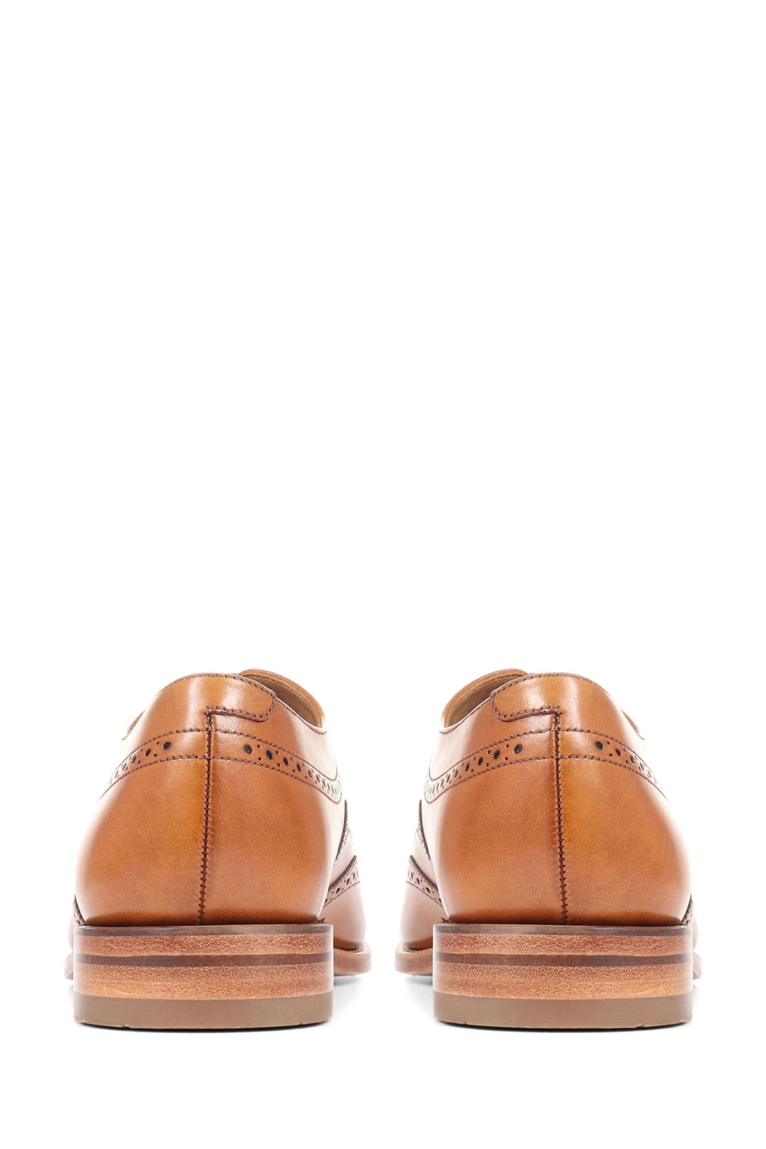 Loake By Jones Bootmaker Texas Mens Natural Goodyear Welted Leather Brogues 3 Loake By Jones Bootmaker Texas Mens Natural Goodyear Welted Leather Brogues - Image 3